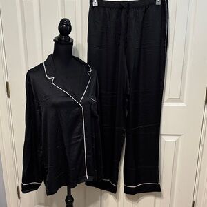 Victoria’s Secret 2pc Signature Satin Pajama Set